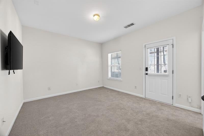 1646 Austin Meadows Dr - Photo 7 of 29