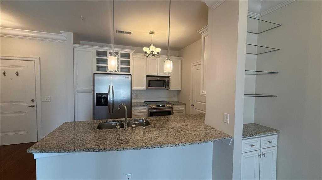 901 Abernathy Rd Ne #2190 - Photo 2 of 20