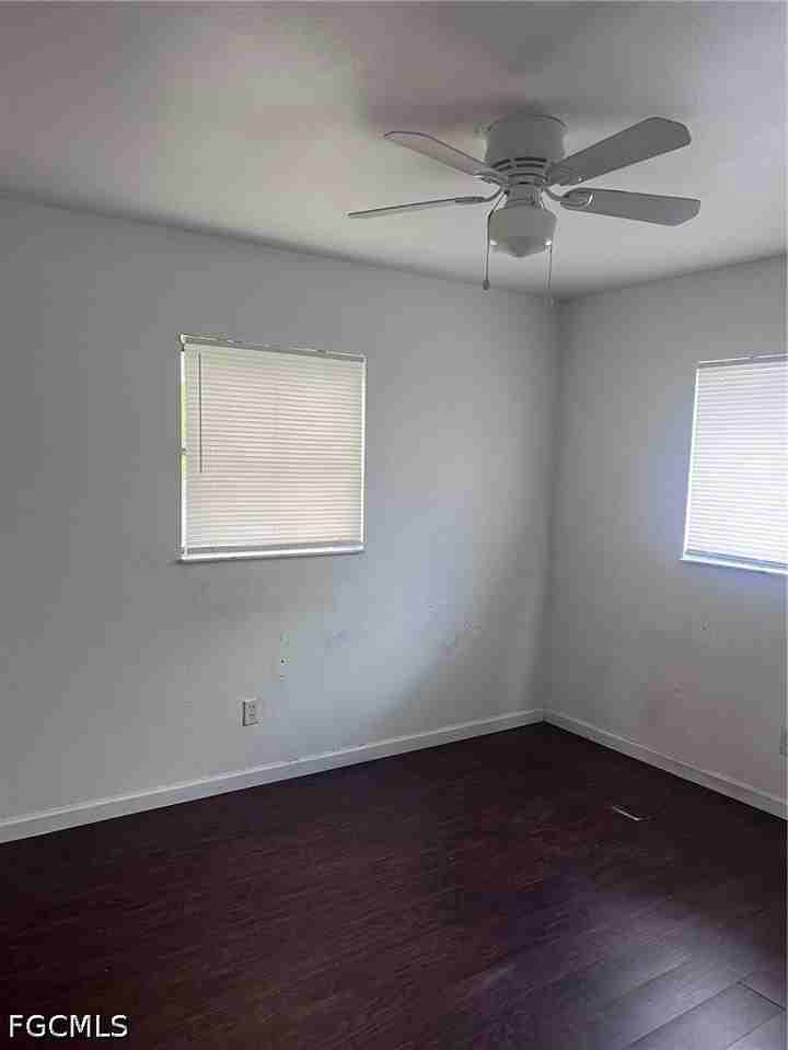 1416 Se 1st Pl - Photo 6 of 9