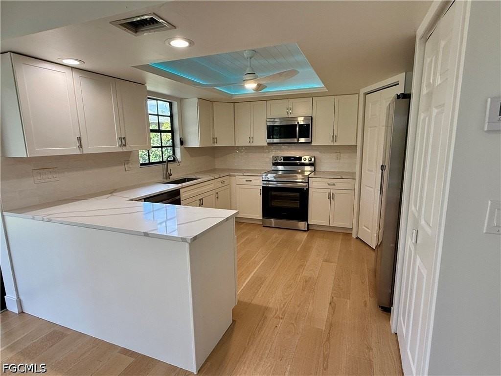 18422 Huckleberry Rd - Photo 5 of 28