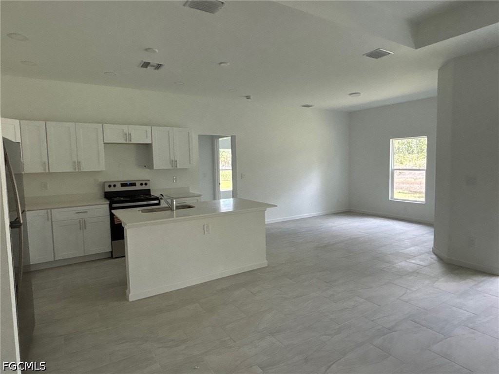 1139 Rahway St - Photo 3 of 12