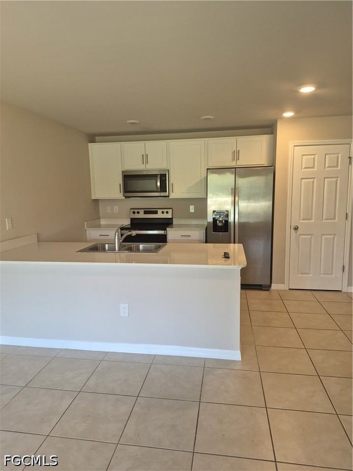 8002 Vega Ct - Photo 3 of 7