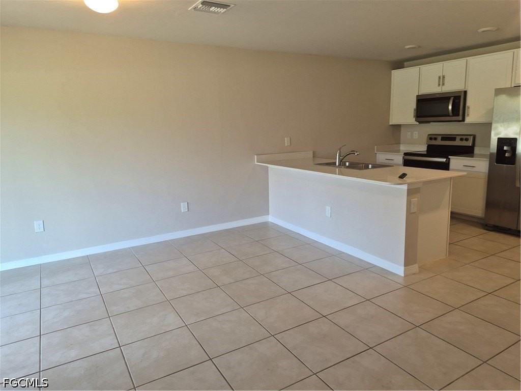 8002 Vega Ct - Photo 4 of 7