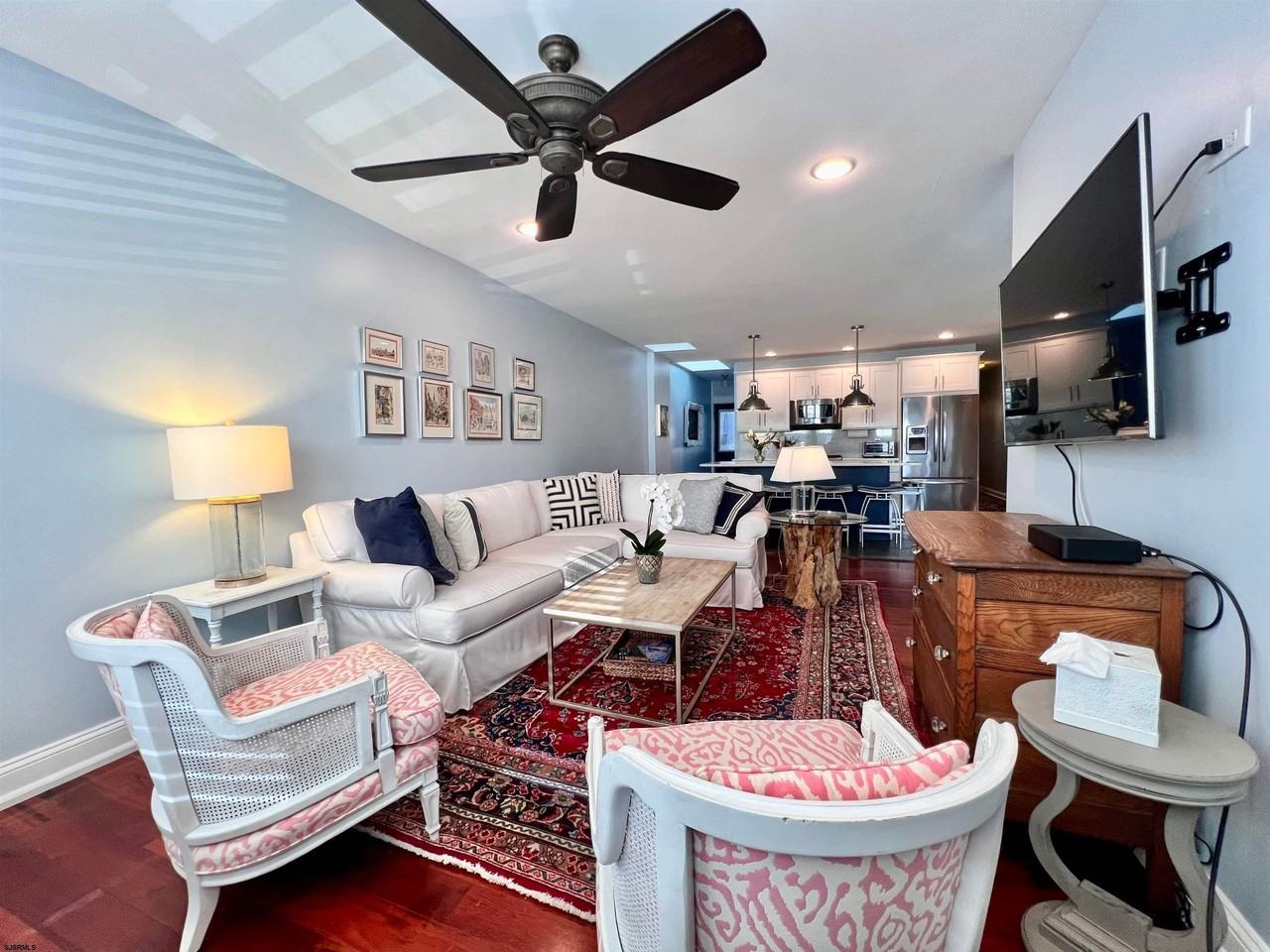 7903 Atlantic Ave #A - Photo 7 of 33