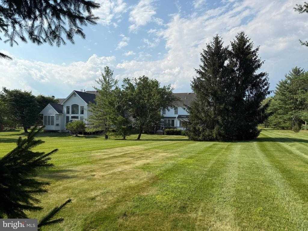 210 Kimberton Dr - Photo 6 of 40