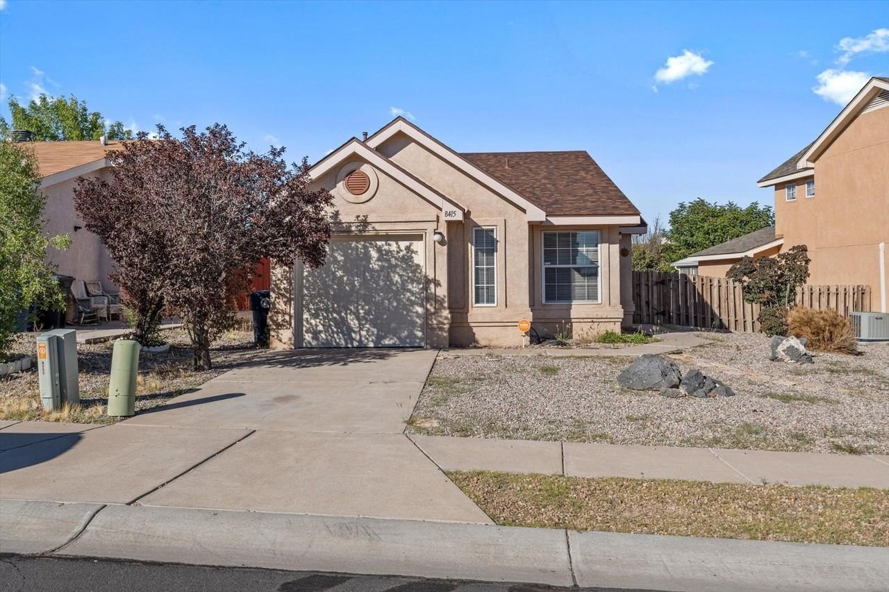 8415 Cedarcroft Rd Nw - Photo 2 of 21