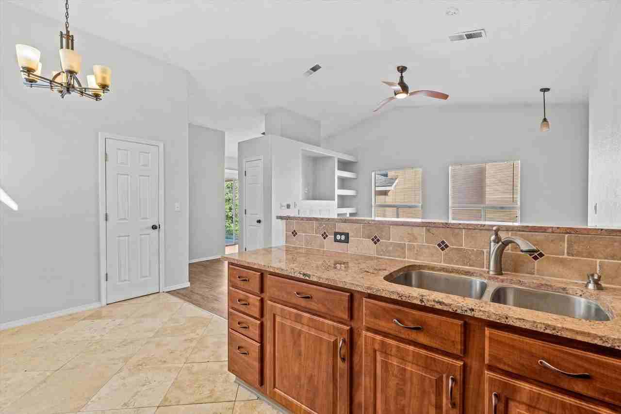 8415 Cedarcroft Rd Nw - Photo 7 of 21