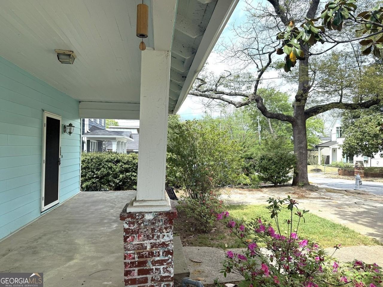 173 Cleveland St Se - Photo 7 of 16