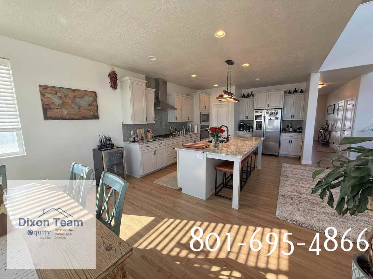 2241 W Parkview Dr #1 - Photo 5 of 29