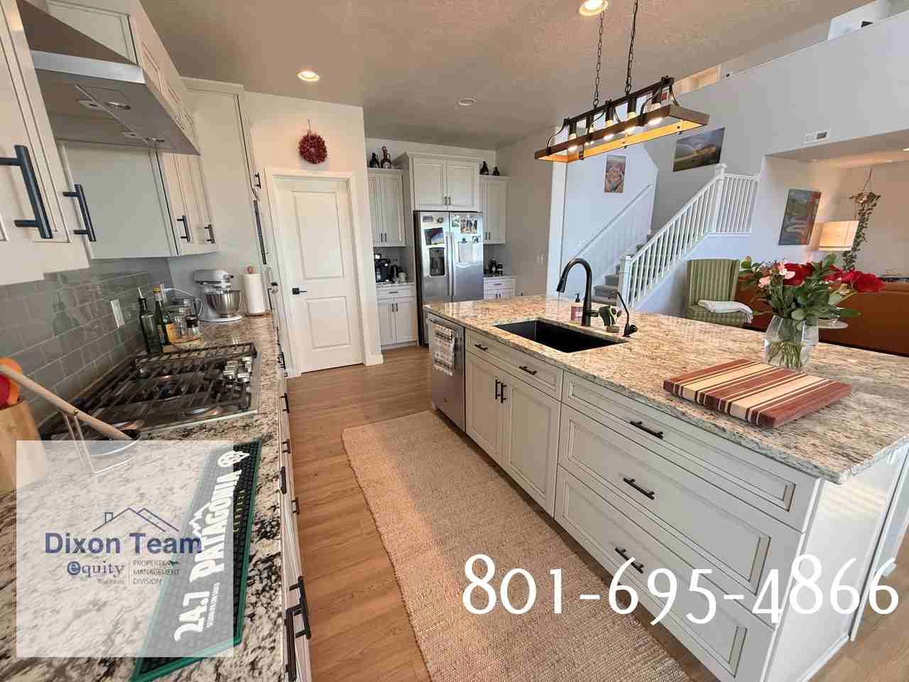 2241 W Parkview Dr #1 - Photo 7 of 29