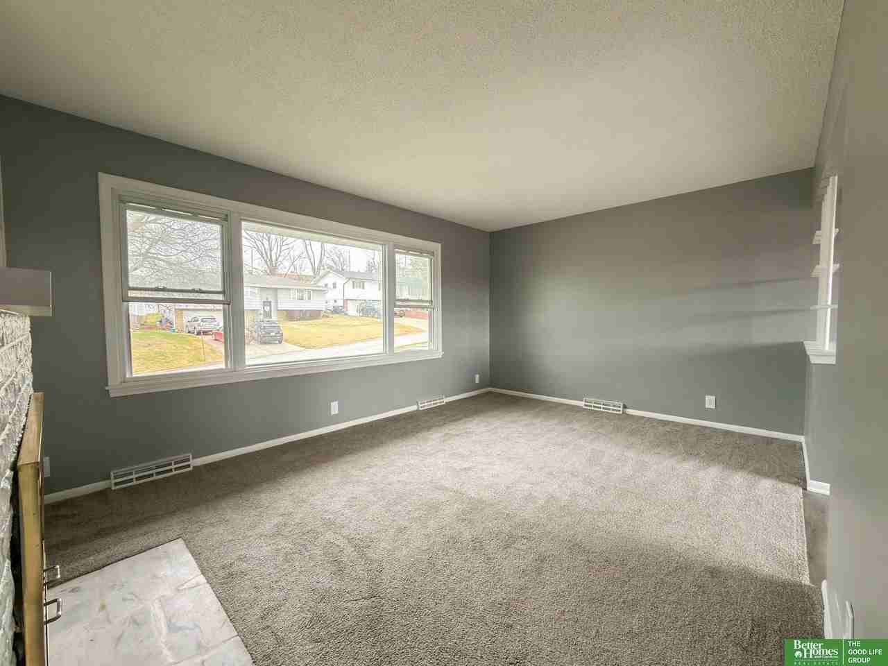 5029 Arbor Cir - Photo 2 of 25