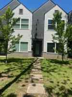 featured image of 812 W 32nd St #812