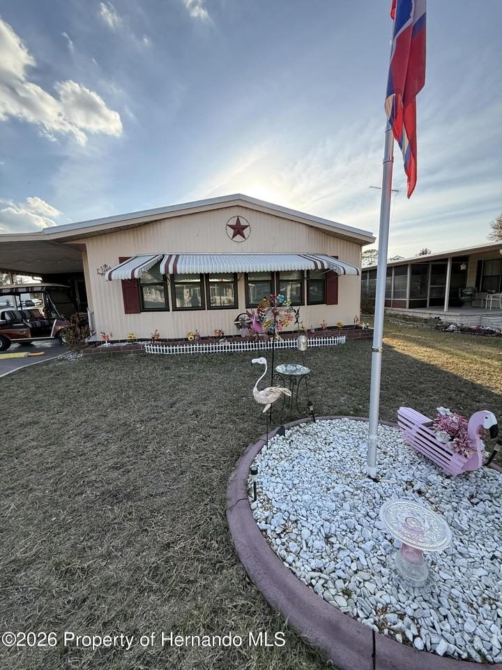 7405 Western Circle Dr - Photo 2 of 4