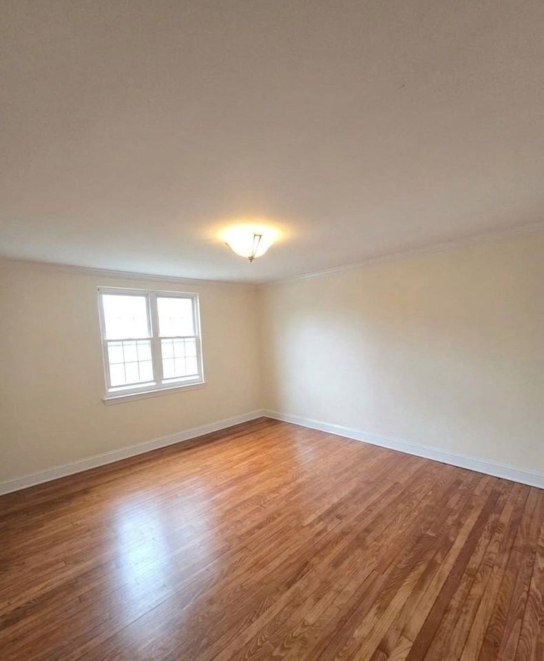 112 Darwin Ave #27 - Photo 7 of 11