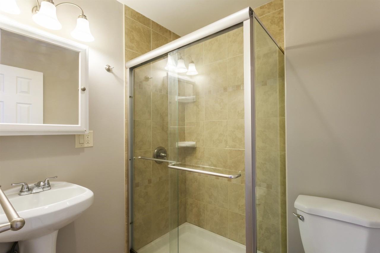 145 Brunswick St #3L - Photo 7 of 10