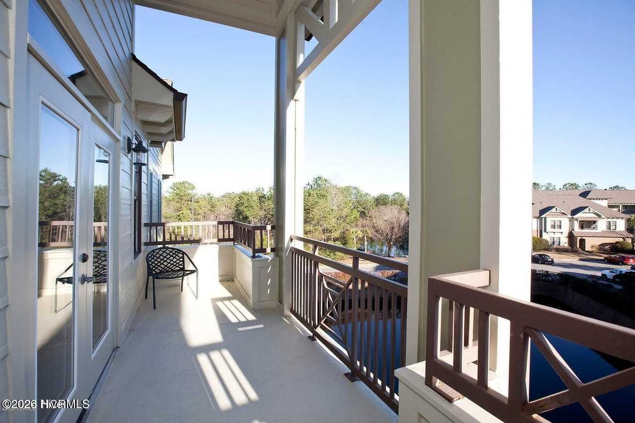 640 Village Park Dr #302 - Photo 5 of 20