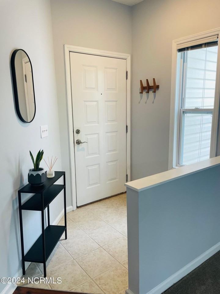 1129 Turtle Creek Rd Unit G - Photo 3 of 19