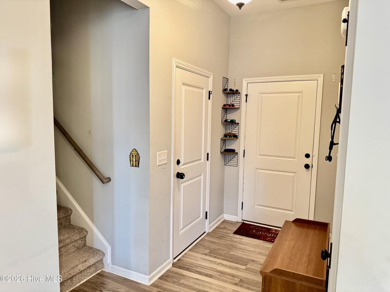 2645 Rhinestone Dr - Photo 3 of 21