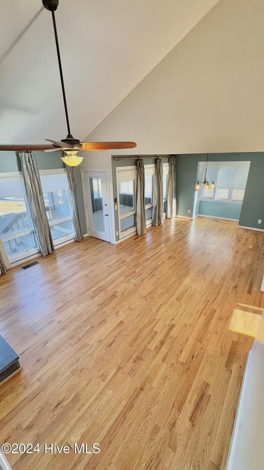 125 Egret Ct Unit 305 - Photo 3 of 19