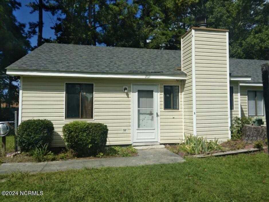 202 Cedar Ridge Ln