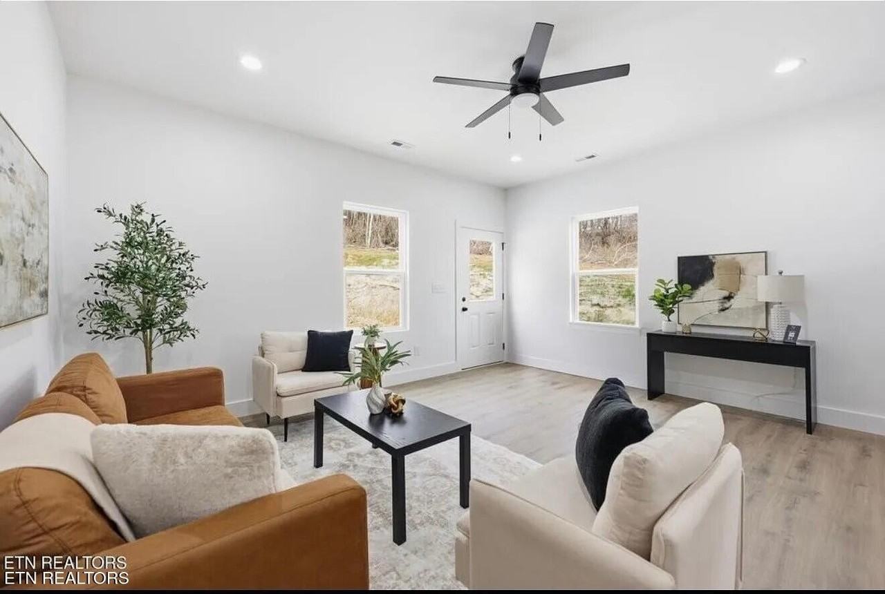 3429 Garden Dr - Photo 3 of 18