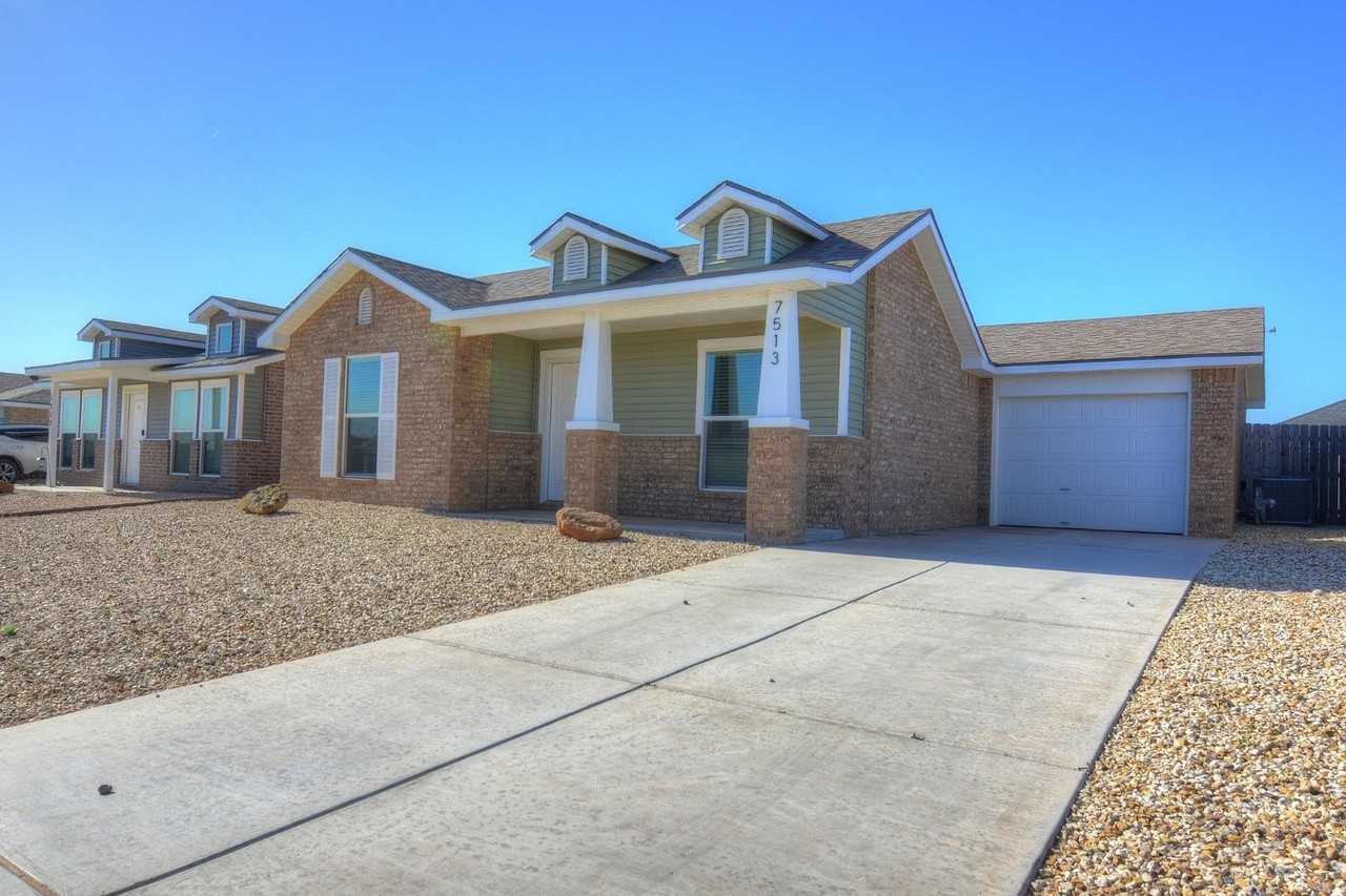 7513 28th St - Photo 2 of 18