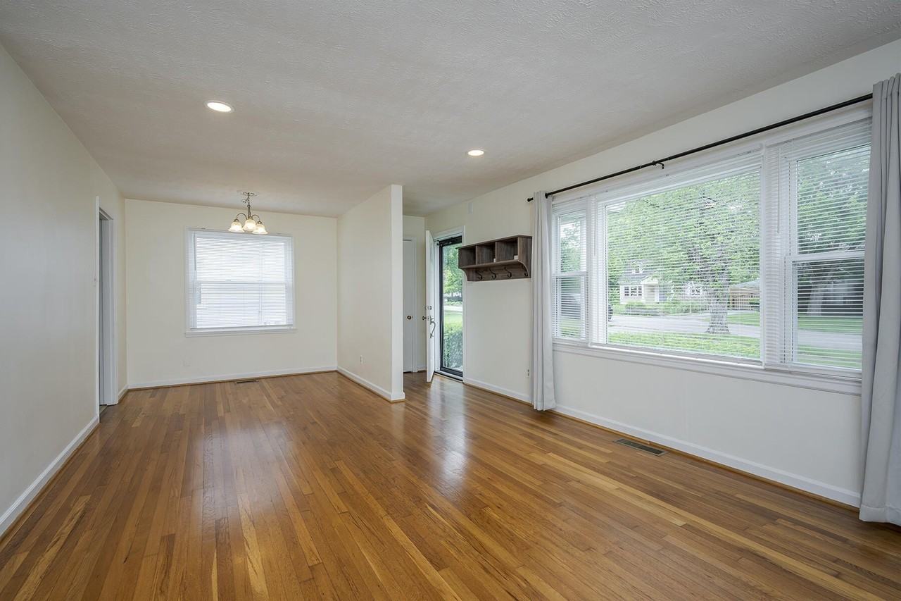 649 Mitchell Ave - Photo 5 of 29