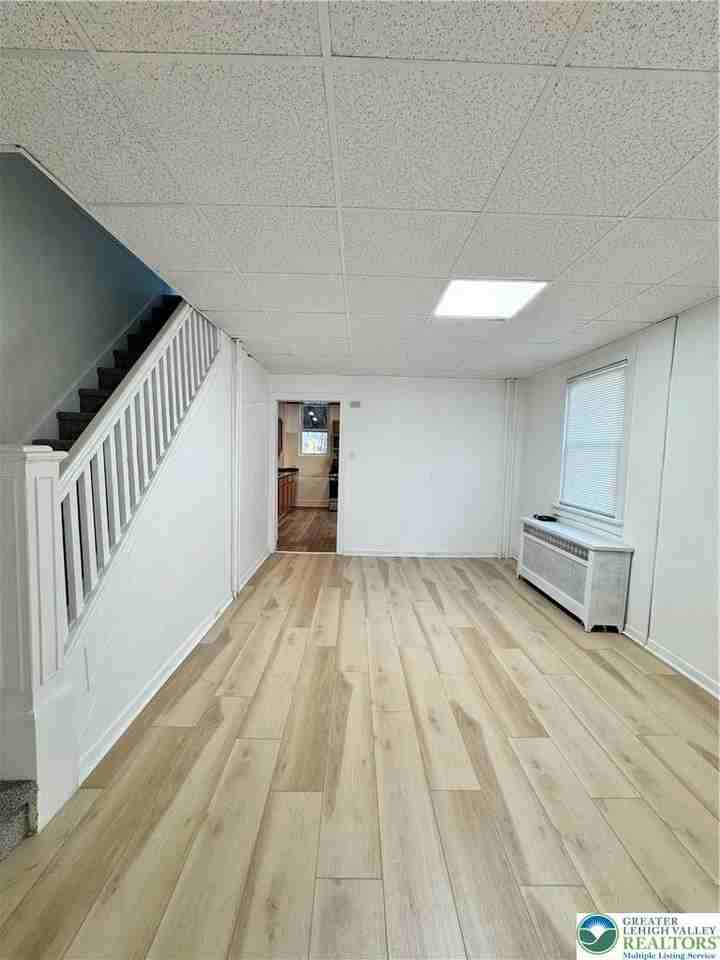 213 Chew St - Photo 4 of 23