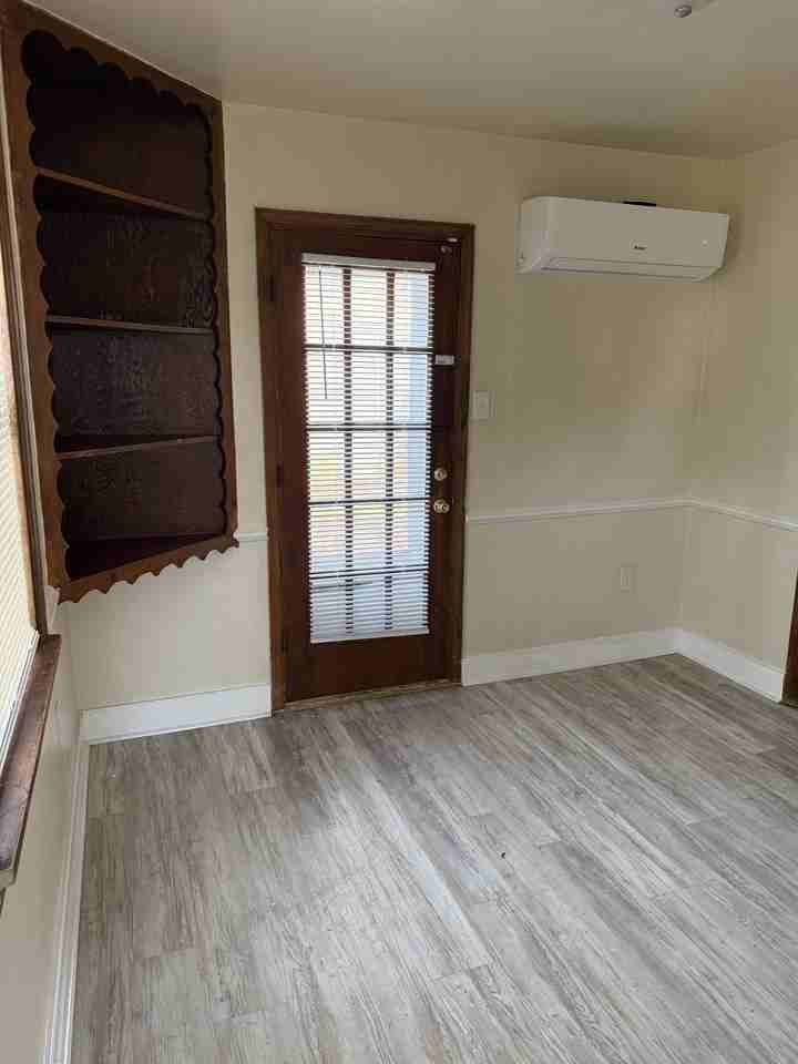 1519 Byron St #1 - Photo 7 of 15