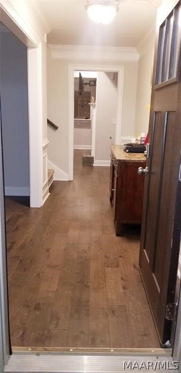 920 Delaney Dr - Photo 5 of 18