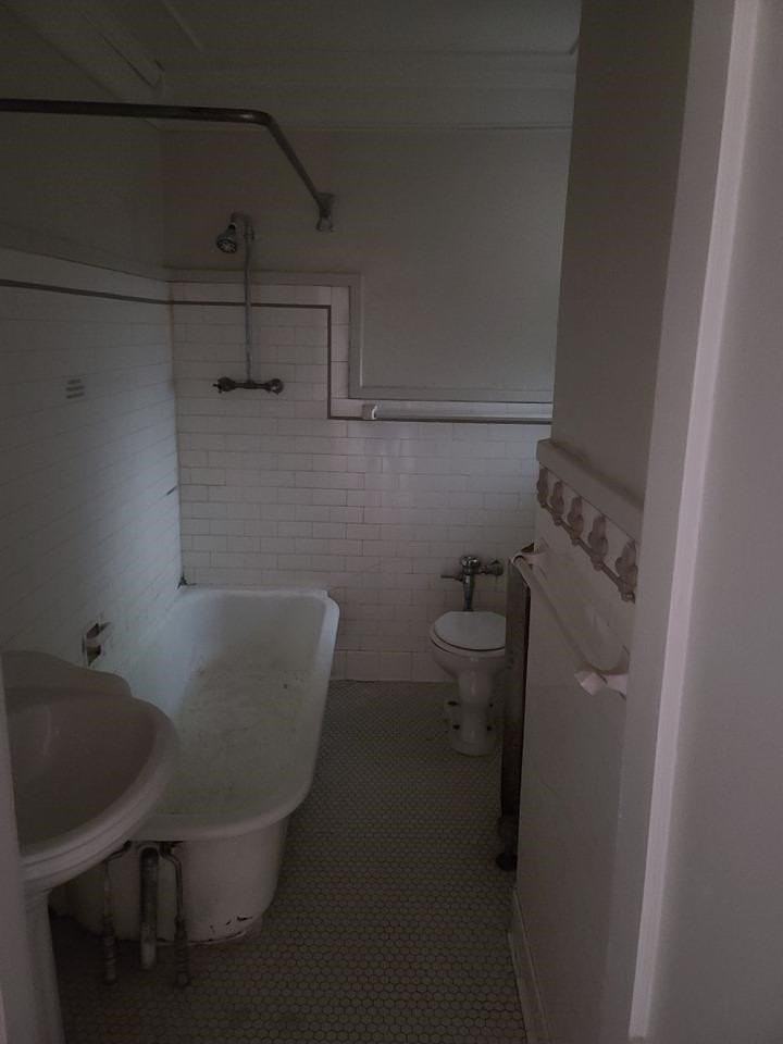 244 S Cleveland St - Photo 7 of 8