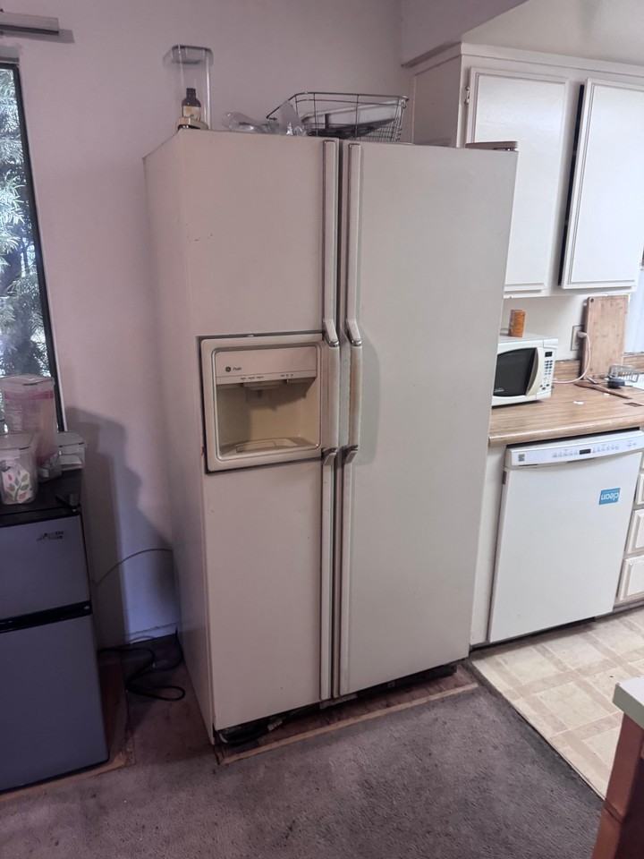 215 South Hudson Avenue #4 - Photo 2 of 10