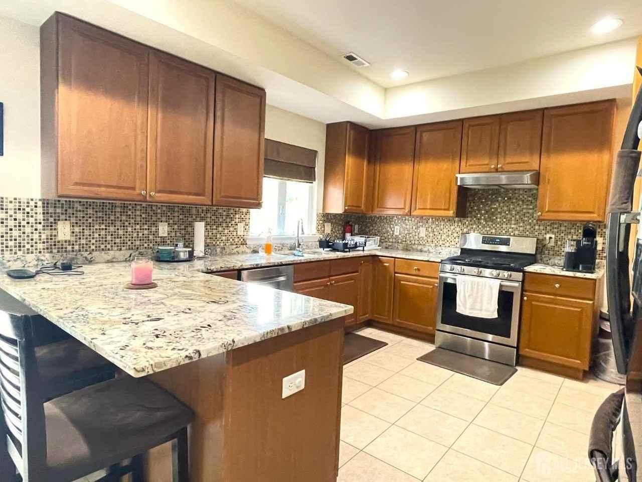 7 Beryl Ct - Photo 2 of 7