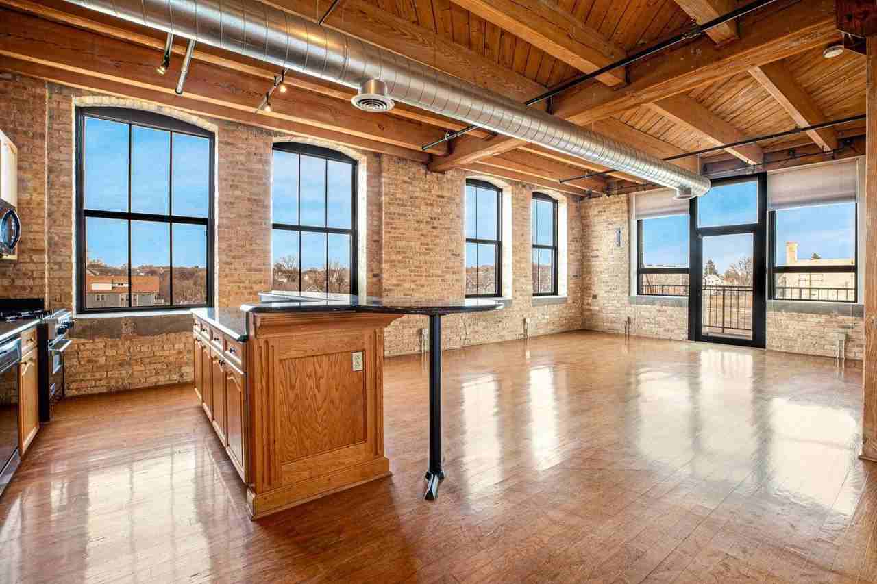 234 E Reservoir Ave #407 - Photo 2 of 19