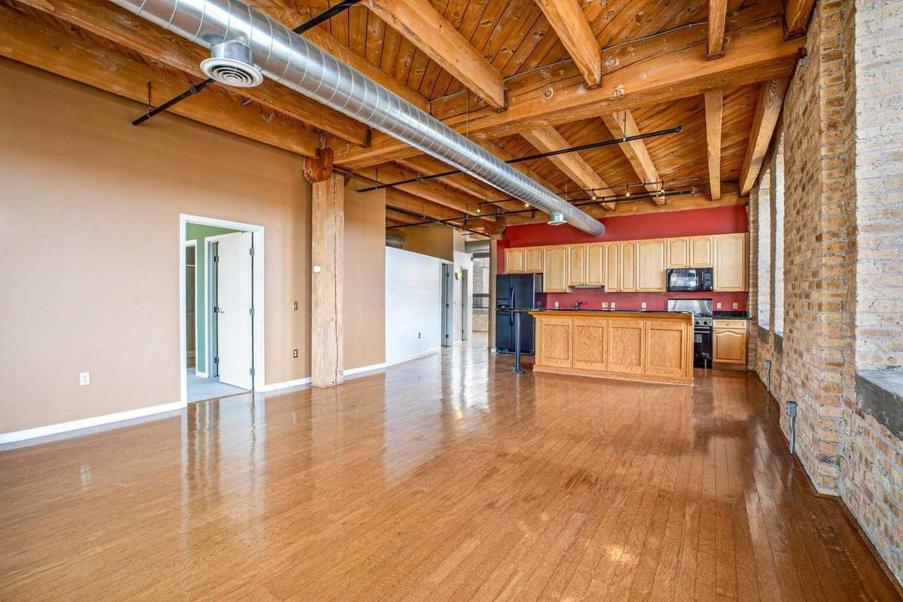 234 E Reservoir Ave #407 - Photo 5 of 19