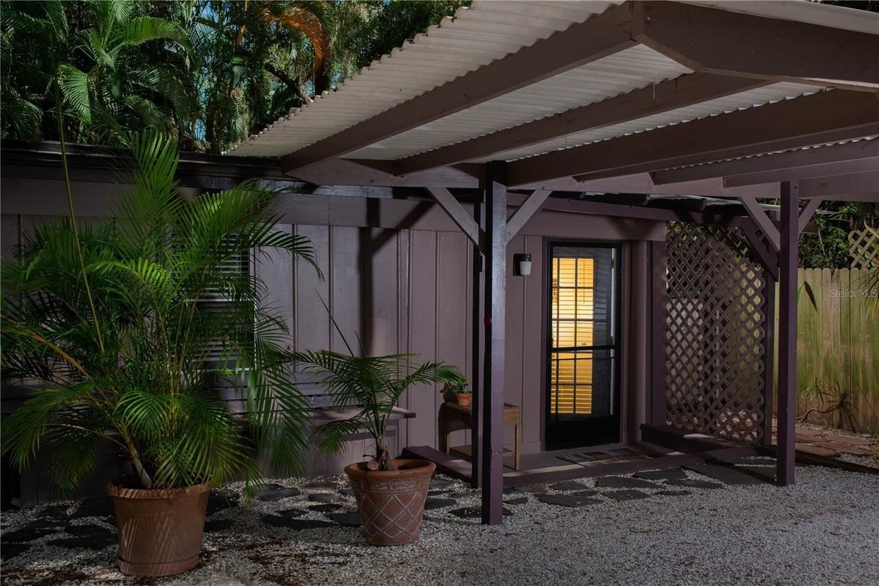 1631 Bonita Ln #C - Photo 3 of 20