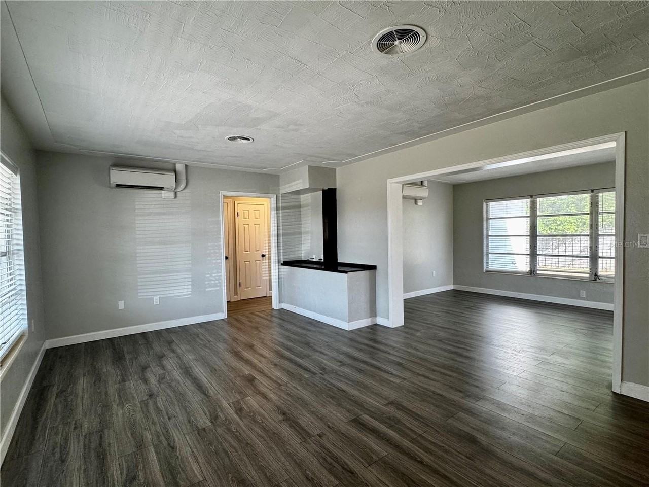 2624 Sunnybrook Dr - Photo 2 of 15