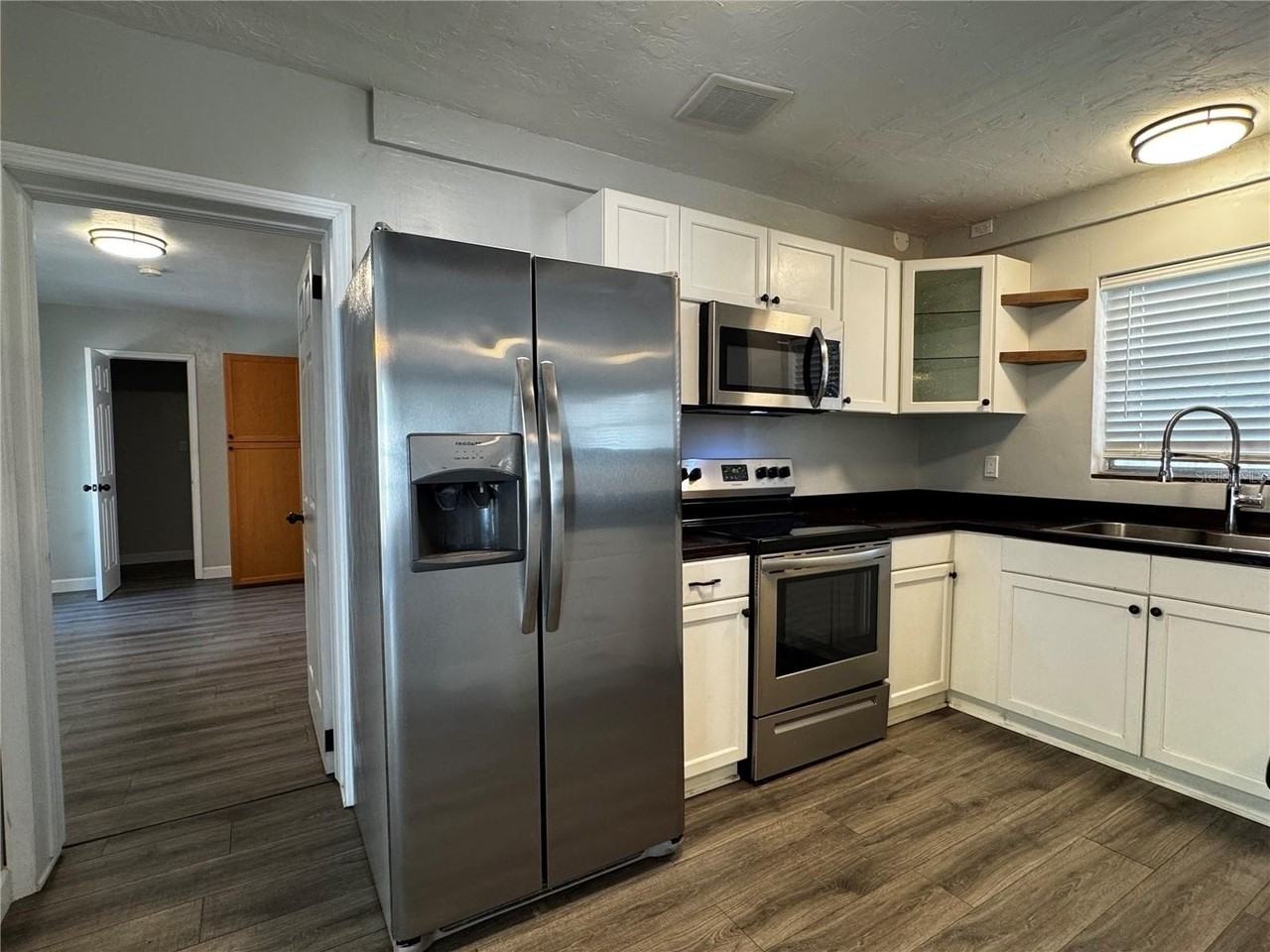 2624 Sunnybrook Dr - Photo 6 of 15