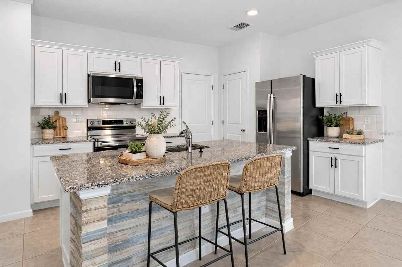 2216 Bear Peak Rd - Photo 4 of 25