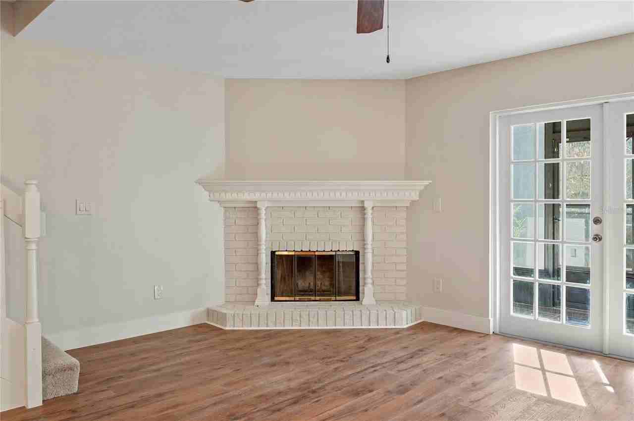 409 Sandlewood Cv #3 - Photo 5 of 37