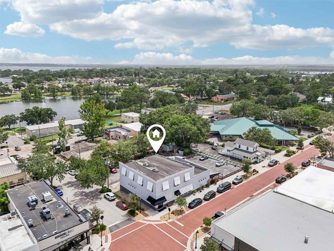 801 W Montrose St #C - Photo 2 of 17