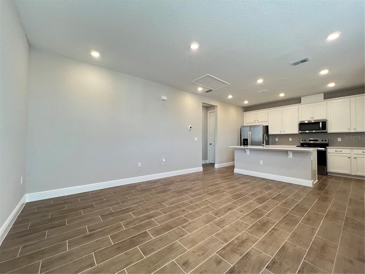 10552 Pearson Ave - Photo 6 of 13