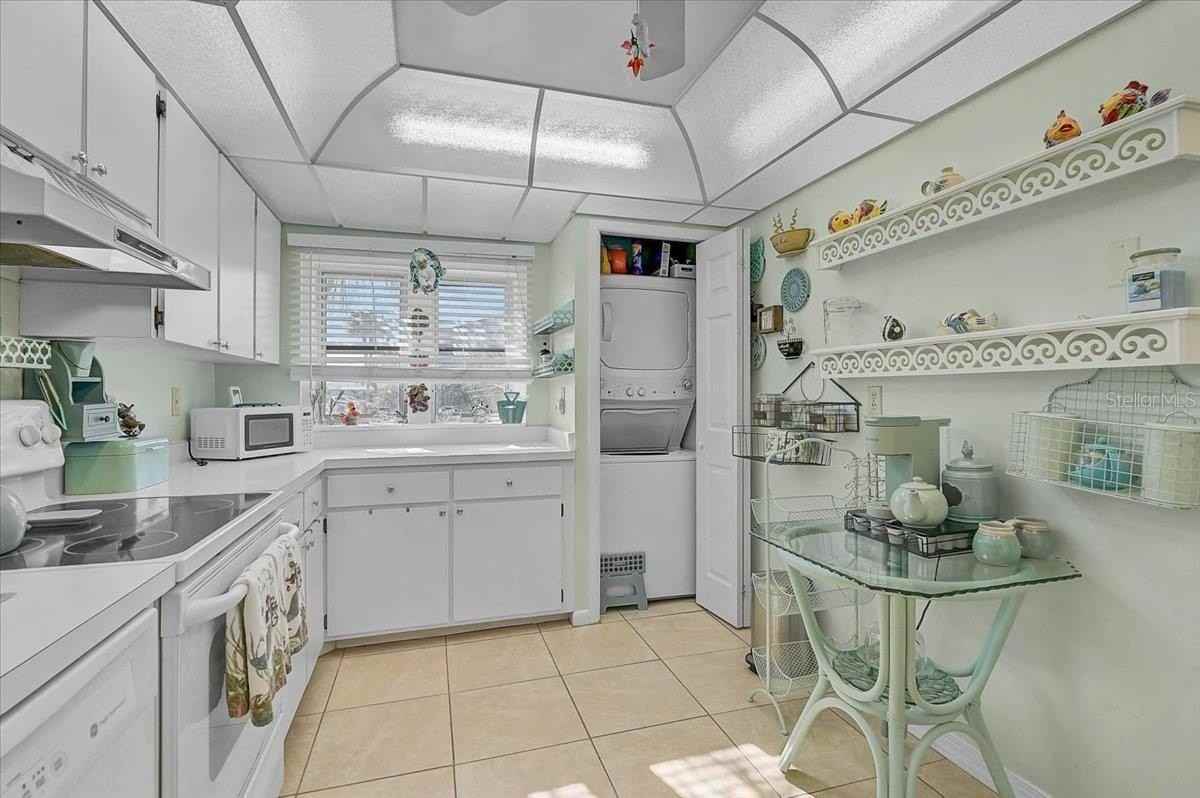 93 Boundary Blvd #303 - Photo 3 of 18