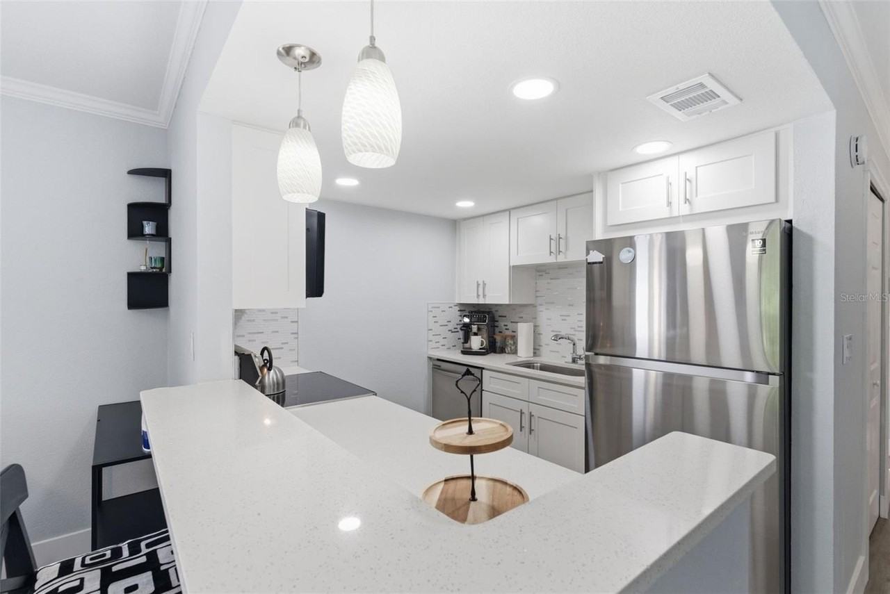 631 N Keene Rd #S8 - Photo 4 of 20