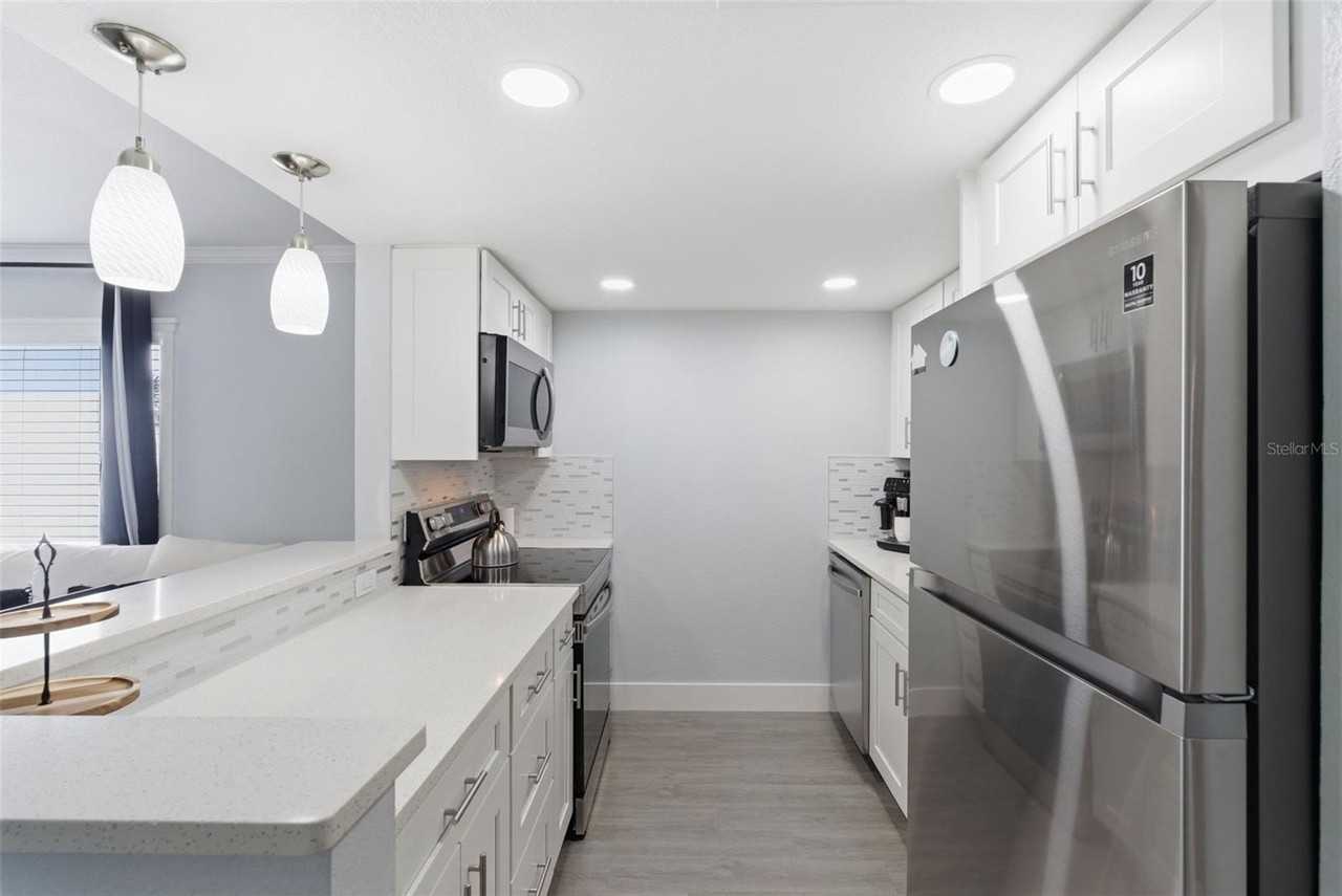631 N Keene Rd #S8 - Photo 5 of 20