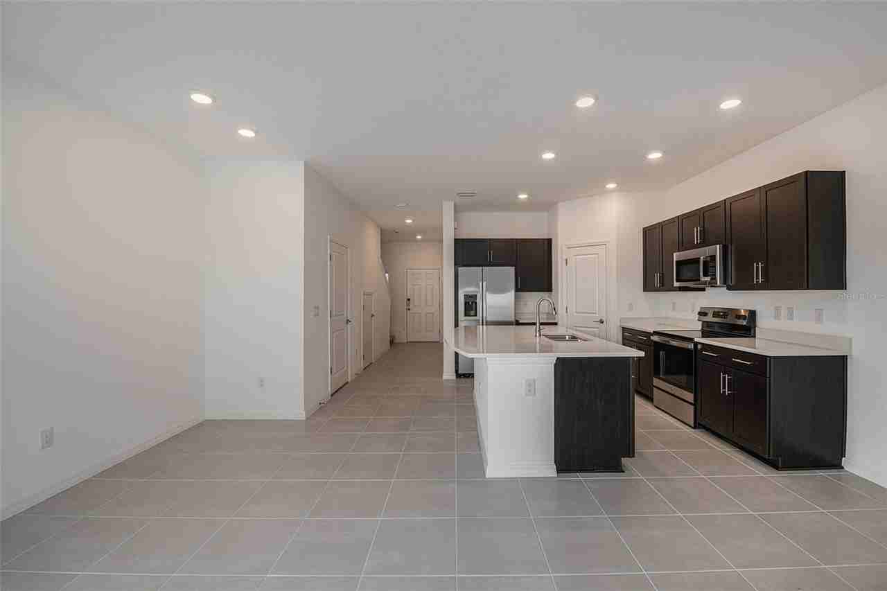 34195 Polacca Ln - Photo 5 of 17