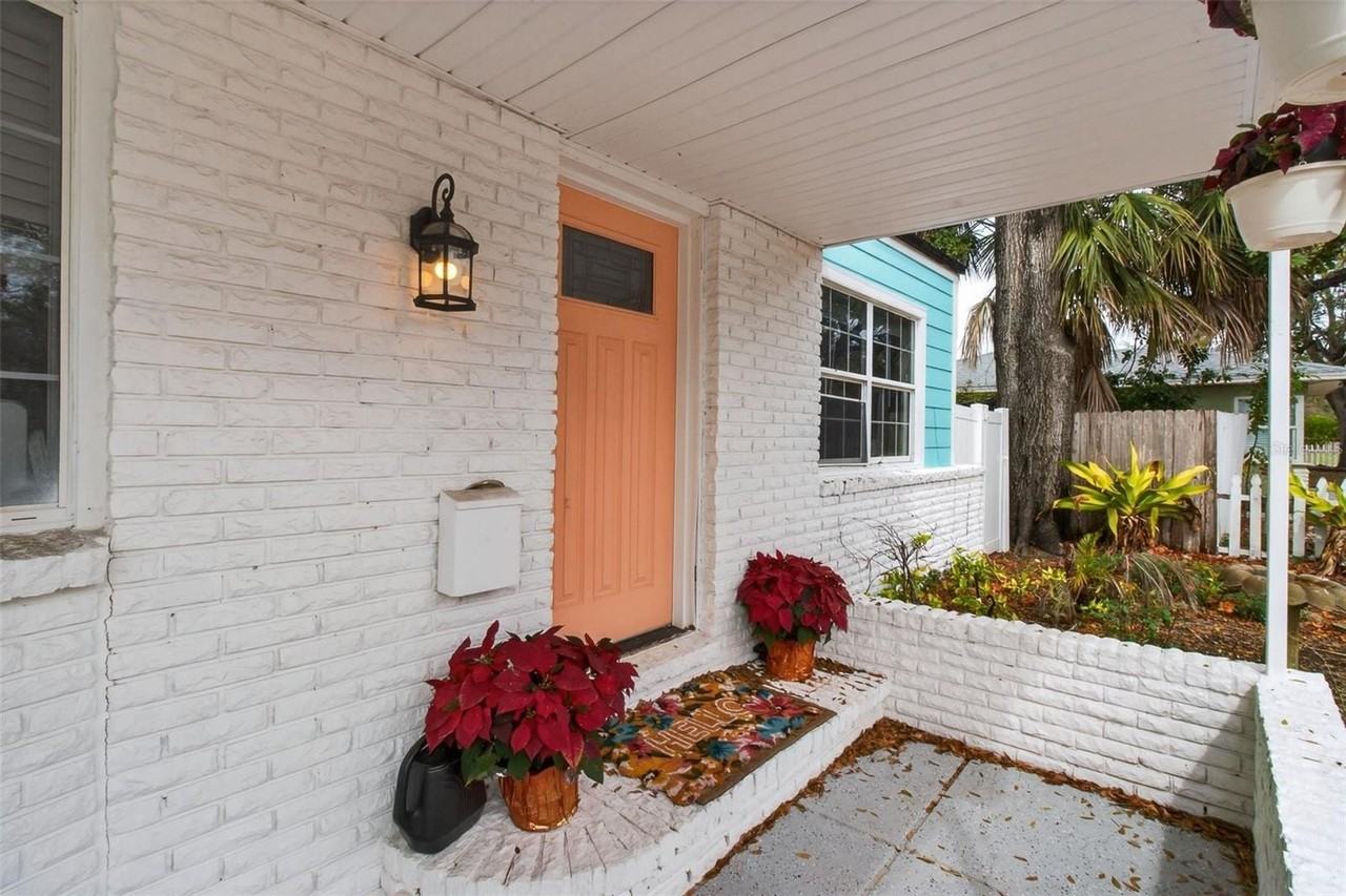 322 47th St N - Photo 3 of 28