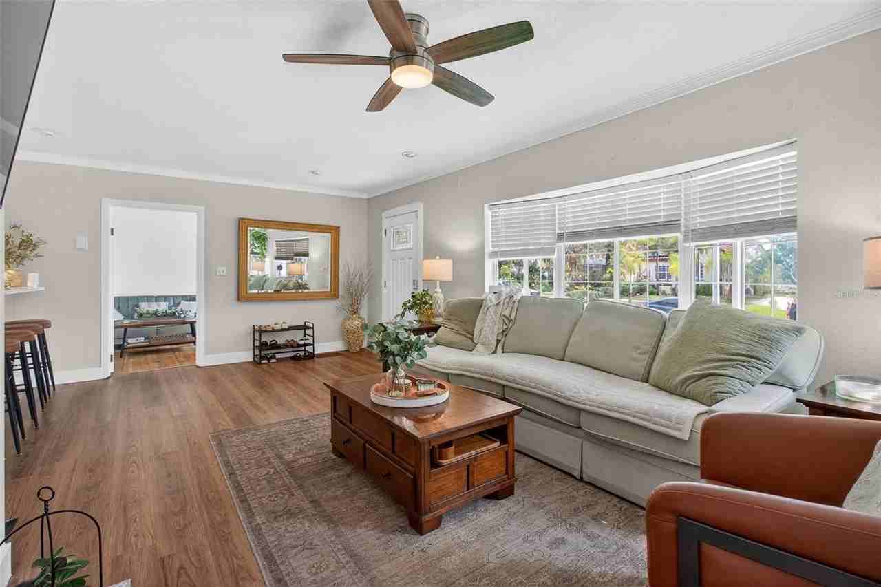 322 47th St N - Photo 6 of 28