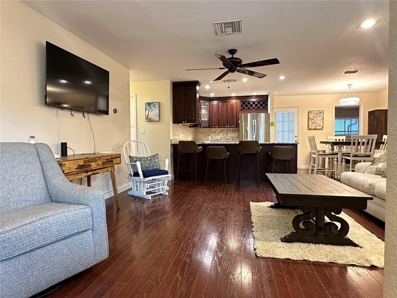 3324 Briarwood Ln - Photo 2 of 33