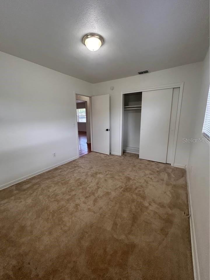 1487 Otten St - Photo 4 of 20